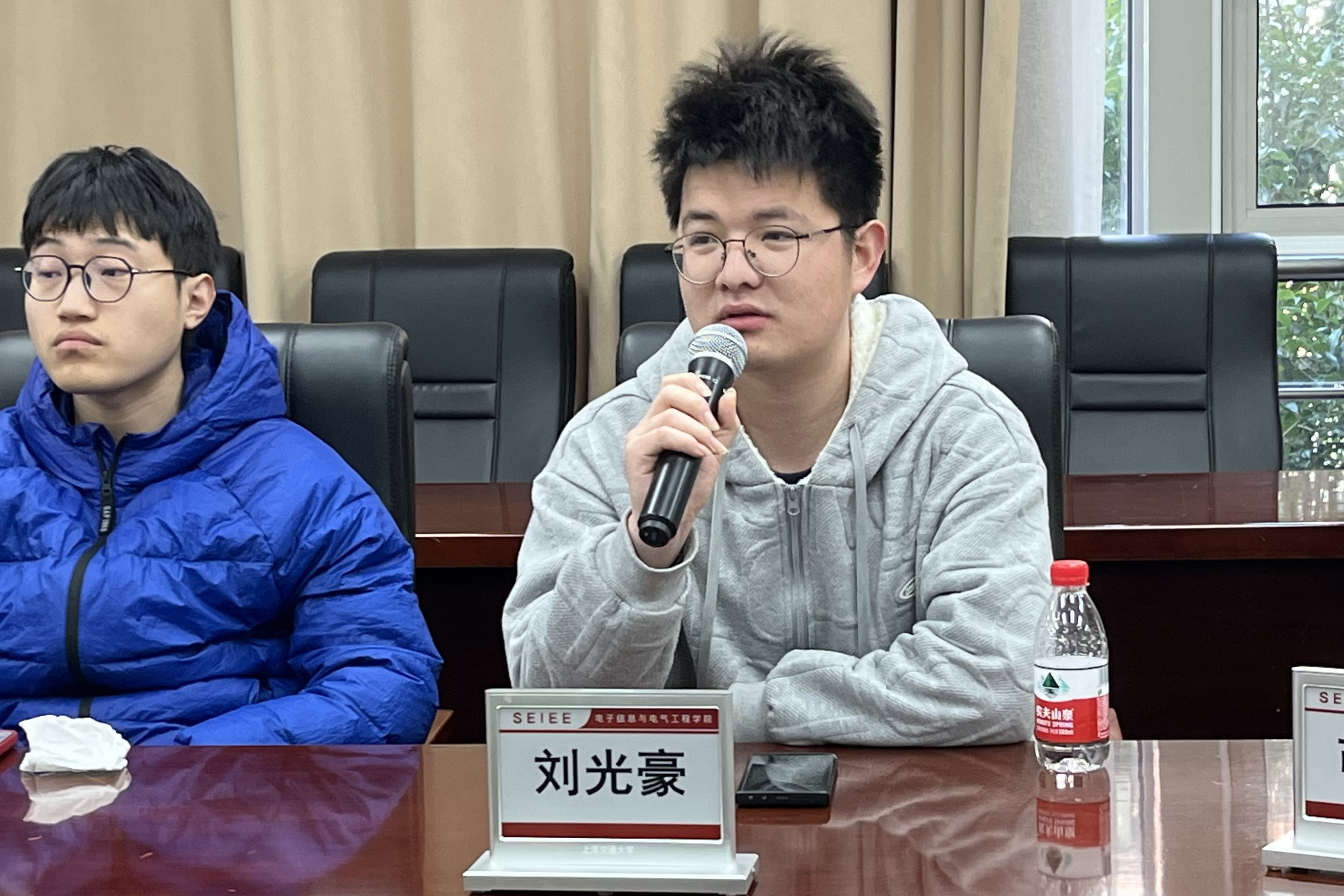图5.jpg 图5.jpg