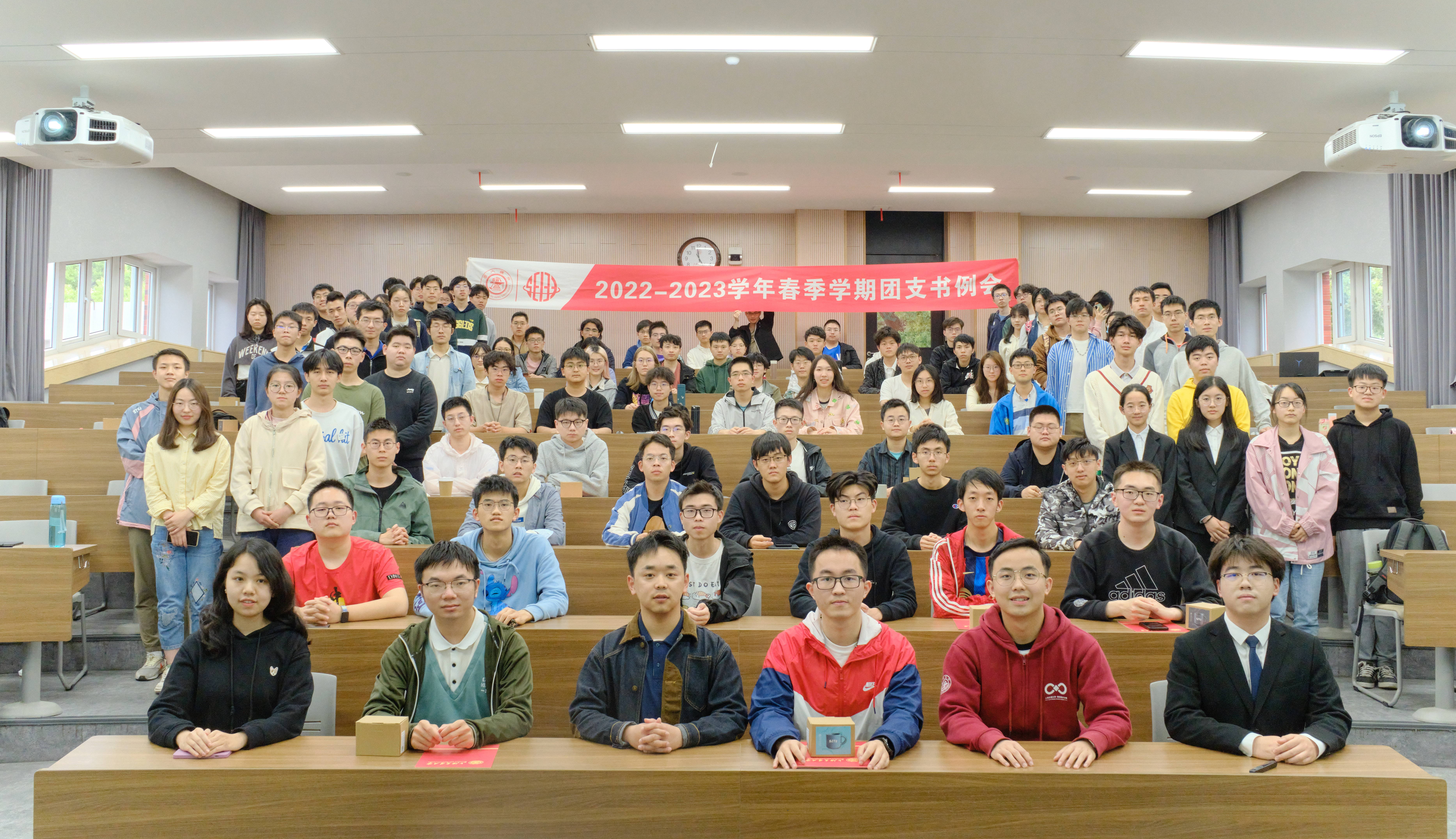 图1.jpg 图1.jpg