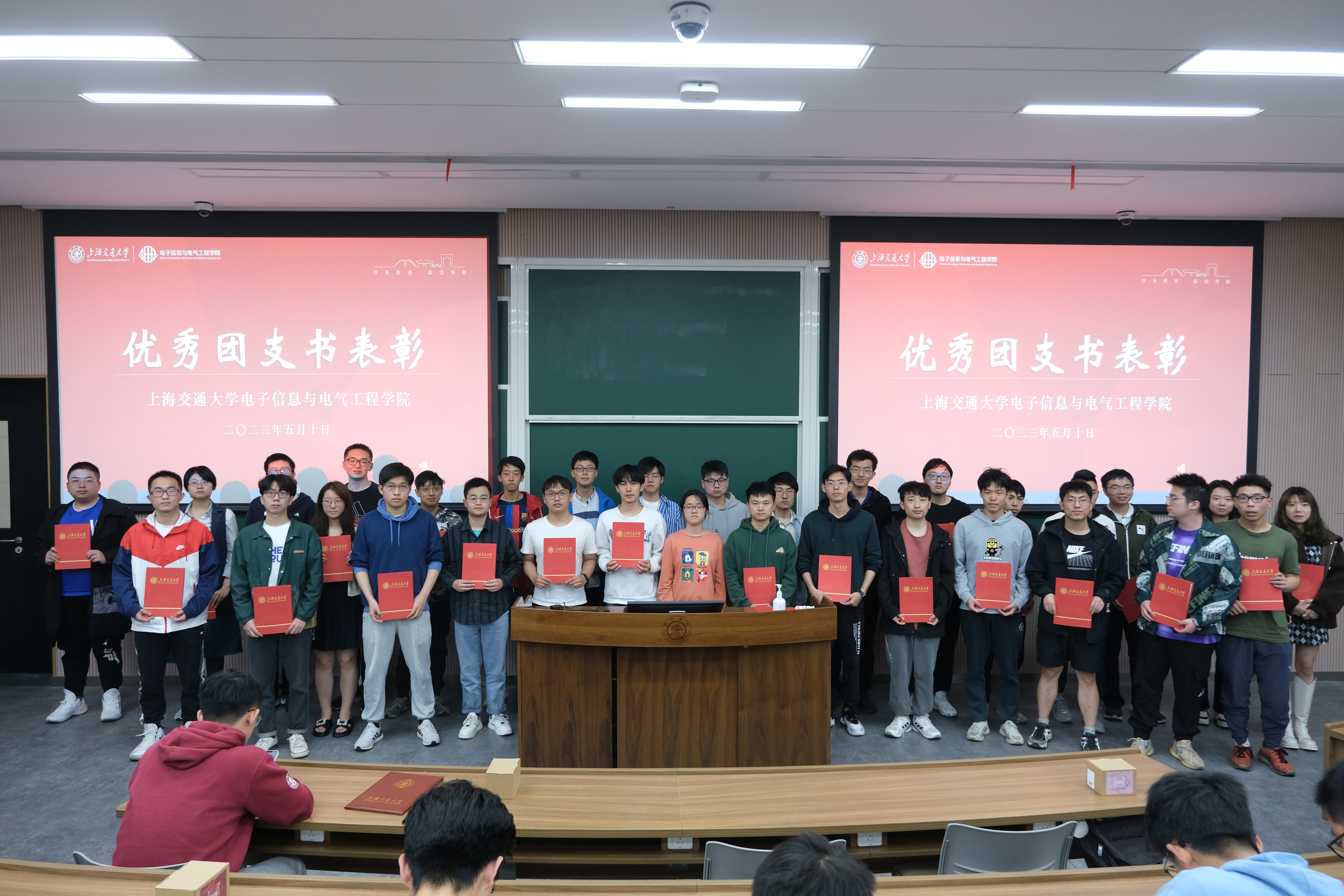 图8.jpg 图8.JPG