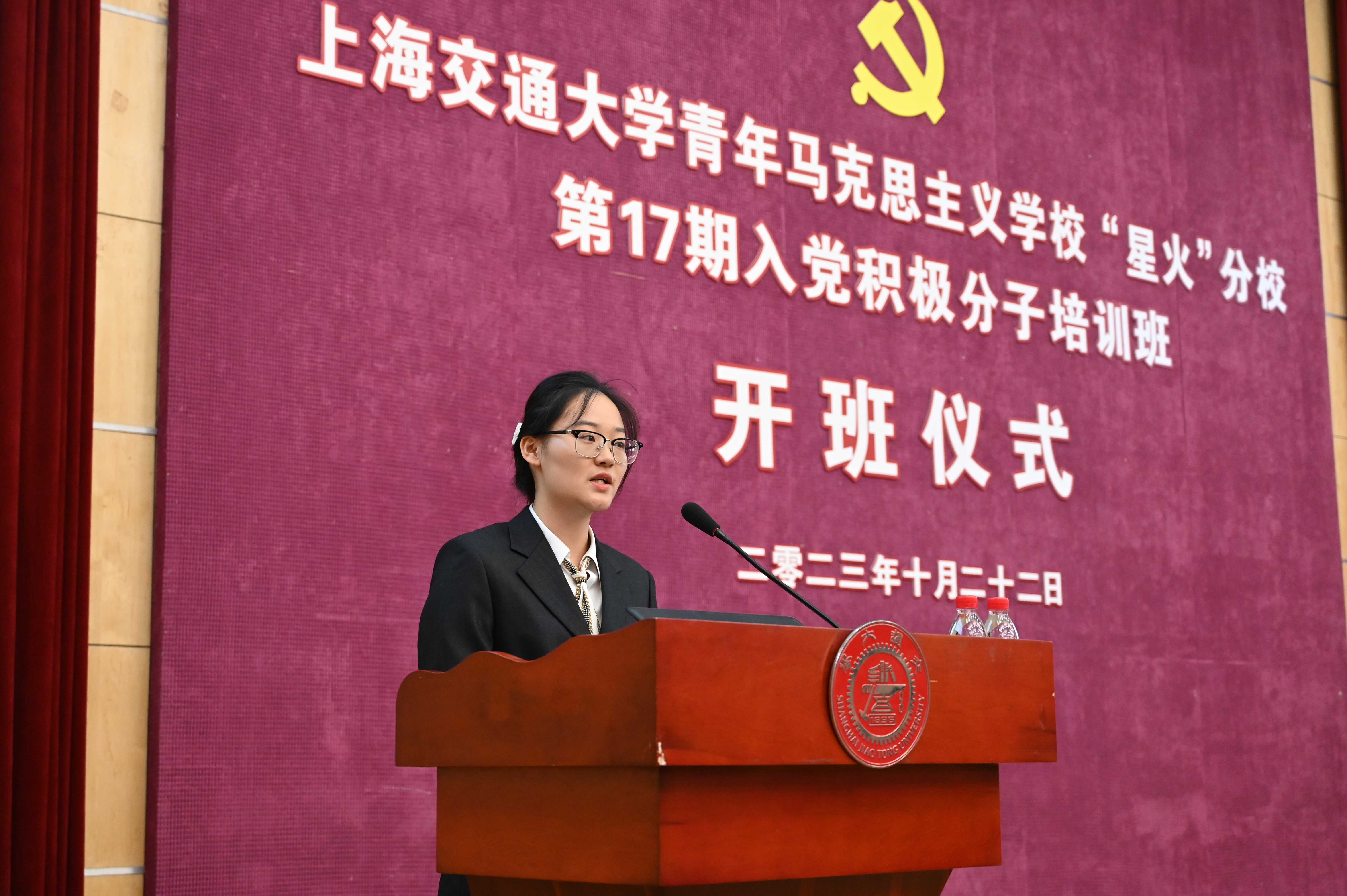 图8.jpg 图8.JPG