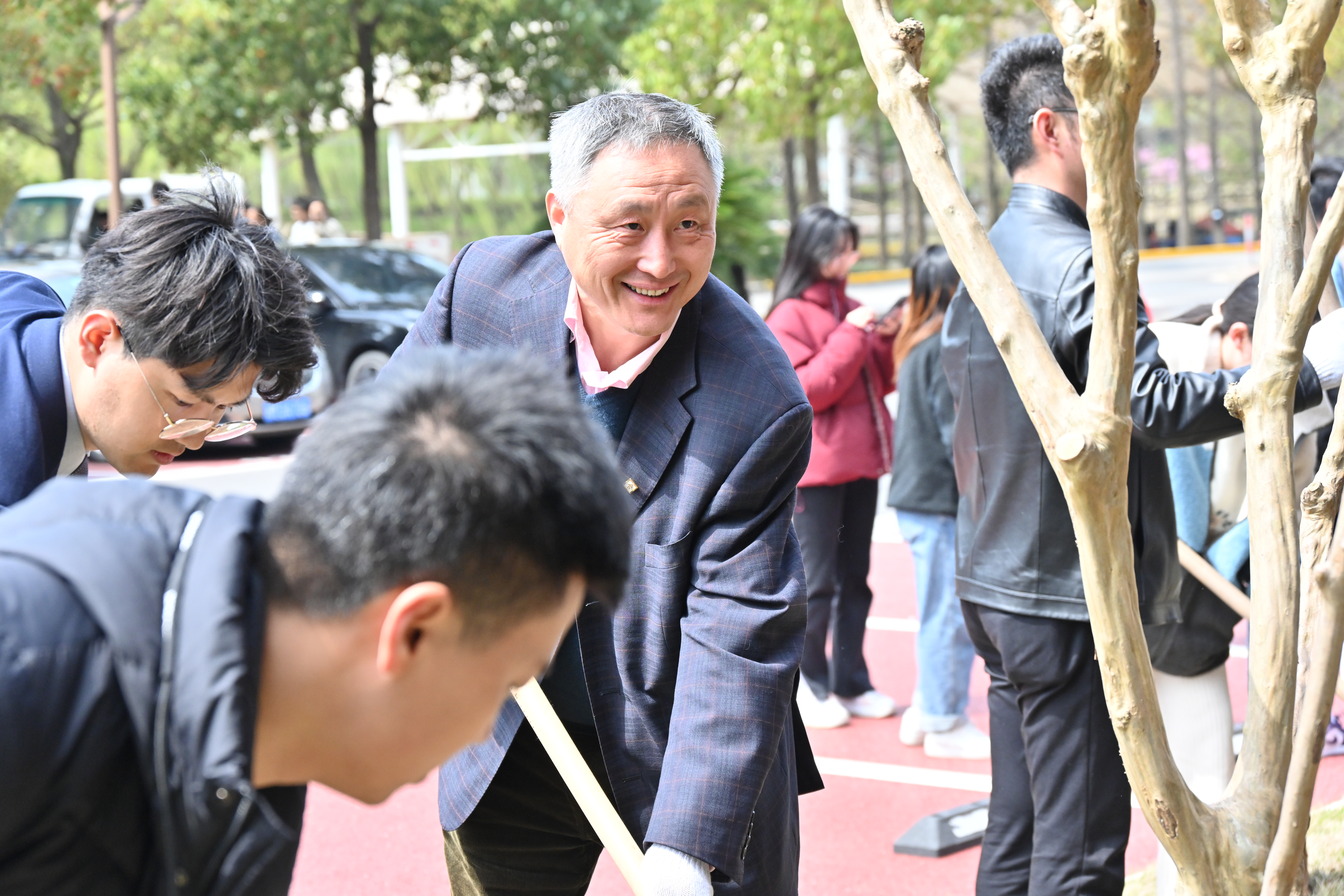 图4.jpg 图4.jpg